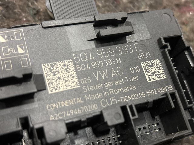 bontott VW GOLF VII Bal első Ajtó Vezérlőegység