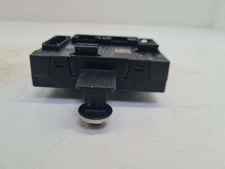 bontott VW GOLF VII Bal első Ajtó Vezérlőegység