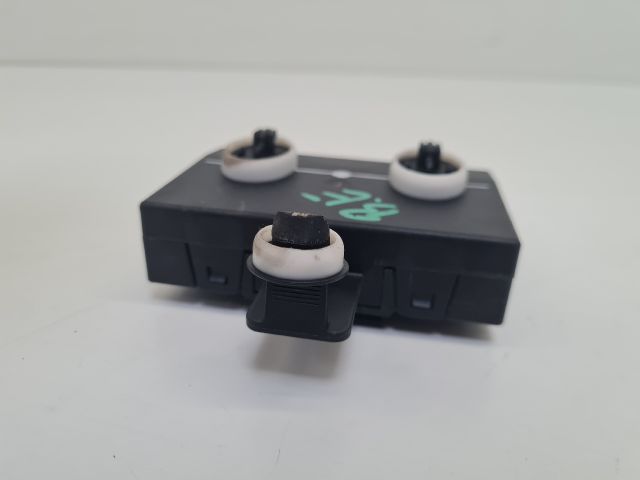 bontott VW GOLF VII Bal első Ajtó Vezérlőegység