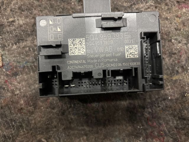 bontott VW GOLF VII Bal első Ajtó Vezérlőegység
