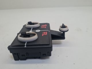 bontott VW GOLF VII Bal első Ajtó Vezérlőegység