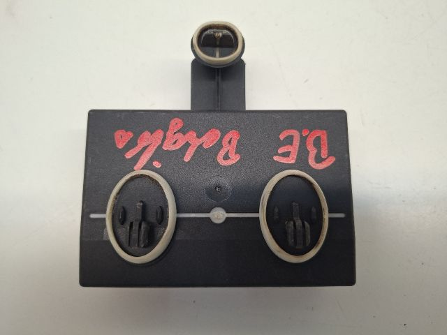 bontott VW GOLF VII Bal első Ajtó Vezérlőegység