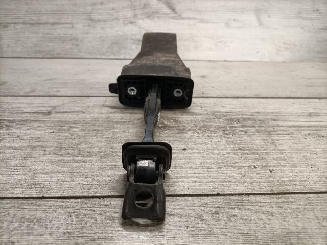 bontott VW GOLF VII Bal első Ajtóhatároló