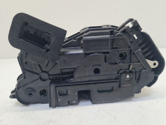 bontott VW GOLF VII Bal első Ajtózár