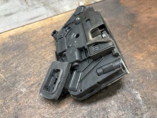 bontott VW GOLF VII Bal első Ajtózár