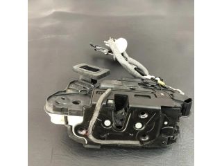 bontott VW GOLF VII Bal első Ajtózár