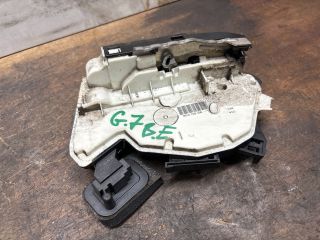 bontott VW GOLF VII Bal első Ajtózár