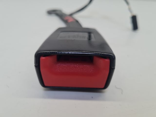 bontott VW GOLF VII Bal első Biztonsági Öv Csat