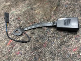 bontott VW GOLF VII Bal első Biztonsági Öv Csat