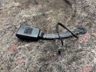 bontott VW GOLF VII Bal első Biztonsági Öv Csat