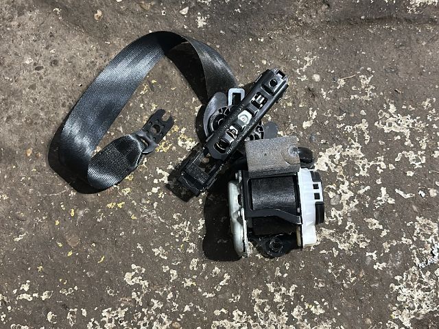 bontott VW GOLF VII Bal első Biztonsági Öv