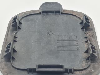 bontott VW GOLF VII Bal első Első Dobbetét (Kerékjárati, Műanyag)