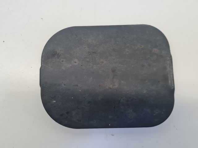 bontott VW GOLF VII Bal első Első Dobbetét (Kerékjárati, Műanyag)