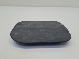 bontott VW GOLF VII Bal első Első Dobbetét (Kerékjárati, Műanyag)