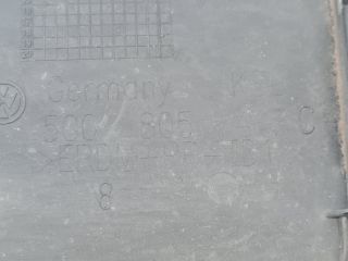 bontott VW GOLF VII Bal első Első Dobbetét (Kerékjárati, Műanyag)