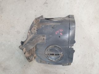 bontott VW GOLF VII Bal első Első Dobbetét (Kerékjárati, Műanyag)