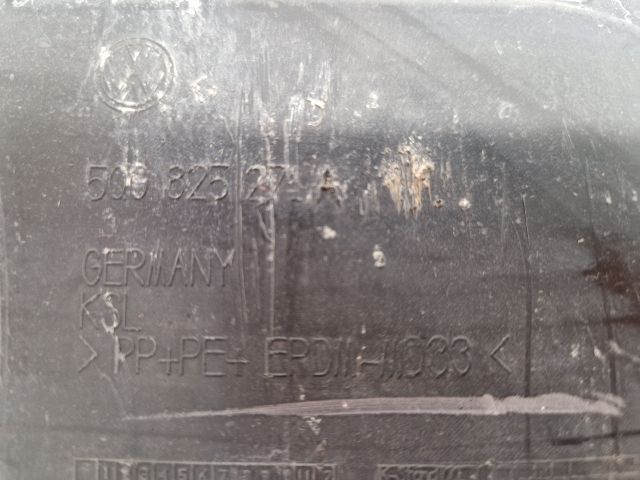 bontott VW GOLF VII Bal első Fenéklemez