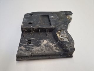 bontott VW GOLF VII Bal első Fenéklemez