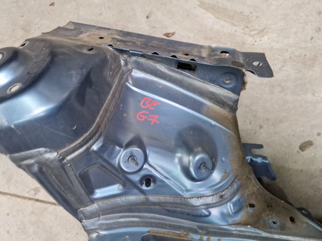 bontott VW GOLF VII Bal első Hossznyúlvány