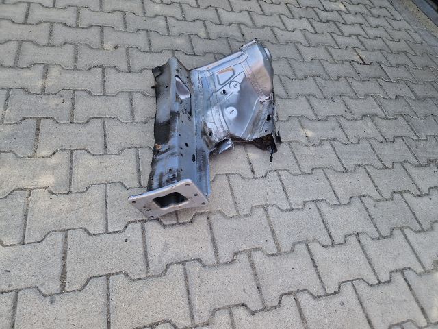 bontott VW GOLF VII Bal első Hossznyúlvány