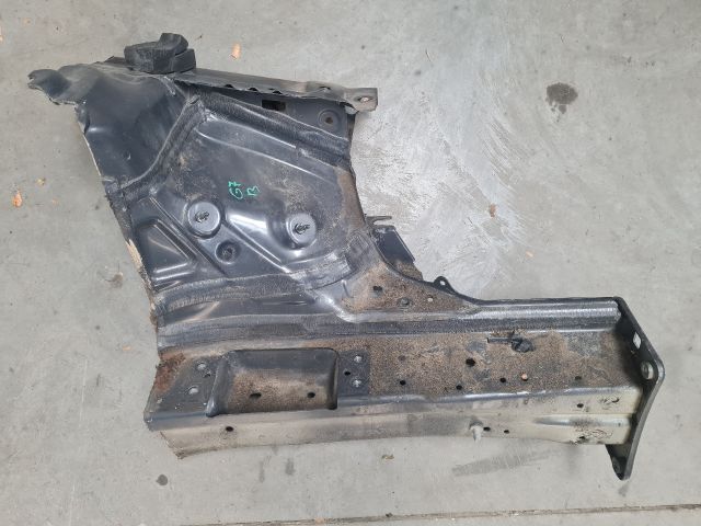 bontott VW GOLF VII Bal első Hossznyúlvány