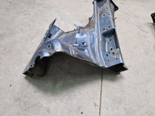 bontott VW GOLF VII Bal első Hossznyúlvány