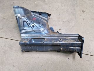 bontott VW GOLF VII Bal első Hossznyúlvány