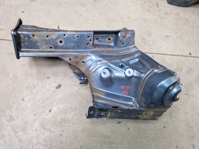 bontott VW GOLF VII Bal első Hossznyúlvány