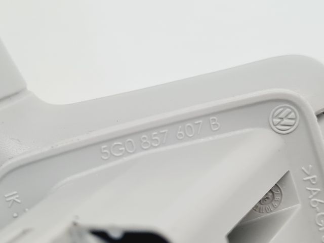 bontott VW GOLF VII Bal első Kapaszkodó (Felső)