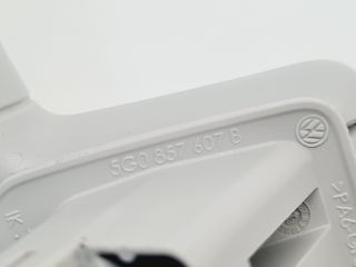 bontott VW GOLF VII Bal első Kapaszkodó (Felső)