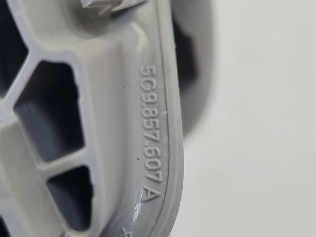 bontott VW GOLF VII Bal első Kapaszkodó (Felső)