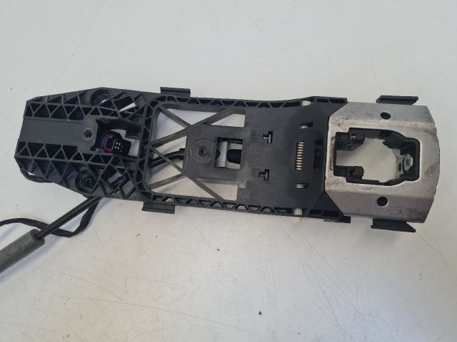 bontott VW GOLF VII Bal első Kilincs Bowden