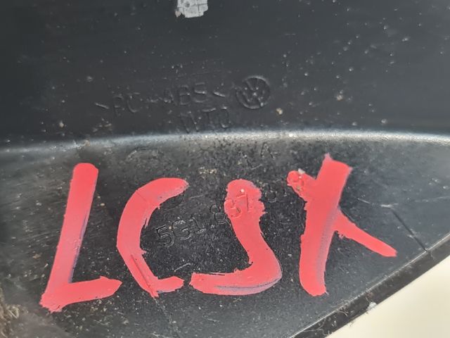 bontott VW GOLF VII Bal első Kilincs Burkolat