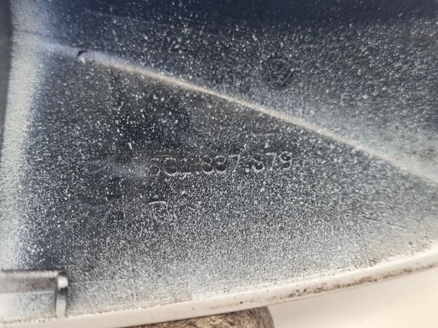 bontott VW GOLF VII Bal első Kilincs Burkolat