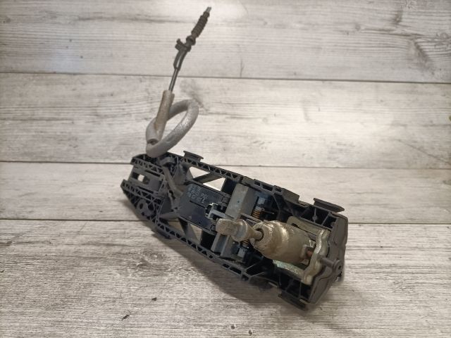 bontott VW GOLF VII Bal első Külső Kilincs