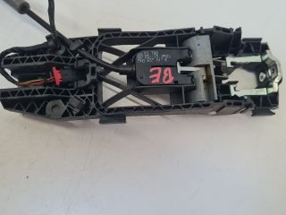 bontott VW GOLF VII Bal első Külső Kilincsfészek