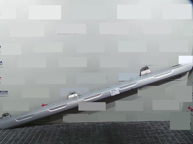 bontott VW GOLF VII Bal első Küszöb Díszléc