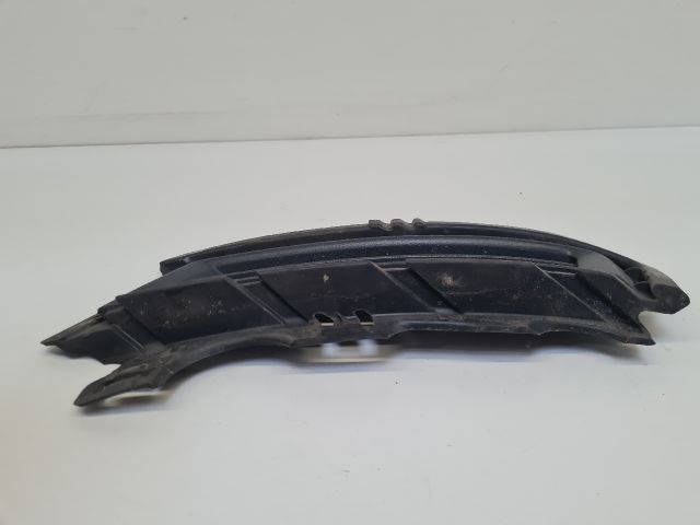 bontott VW GOLF VII Bal első Lökhárító Vakborítás