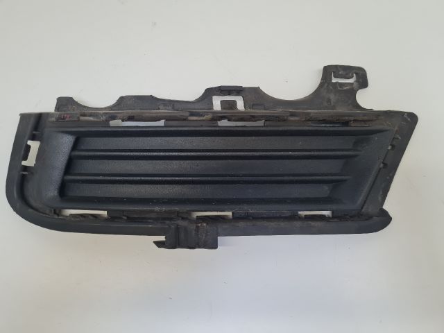 bontott VW GOLF VII Bal első Lökhárító Vakborítás