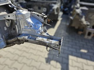 bontott VW GOLF VII Bal első Negyed Karosszéria Csomag