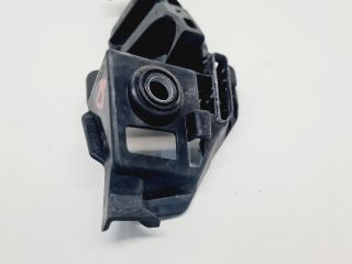 bontott VW GOLF VII Bal első Oldal Lökhárító Tartó (Műanyag)