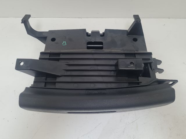 bontott VW GOLF VII Bal első Tároló Rekesz