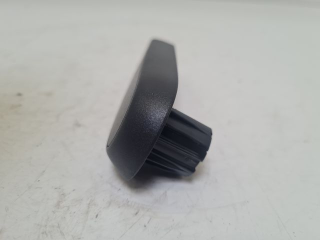 bontott VW GOLF VII Bal első Üléstámla állító