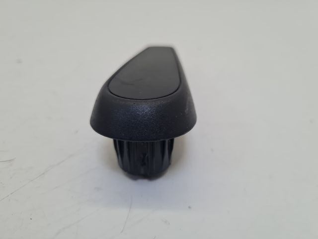 bontott VW GOLF VII Bal első Üléstámla állító