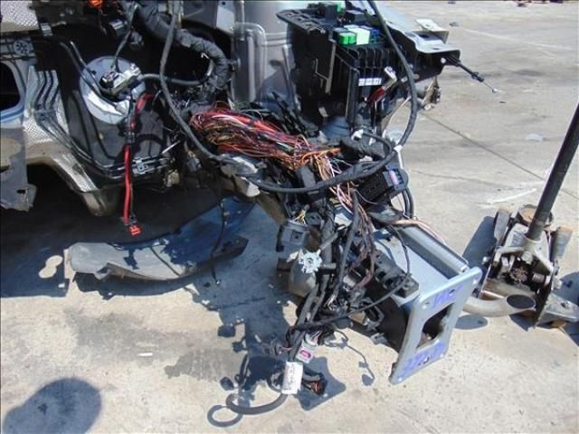 bontott VW GOLF VII Bal első Ütközéscsillapító