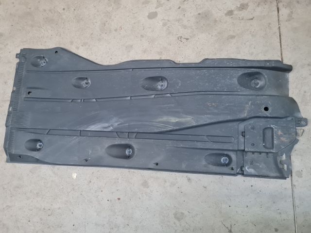 bontott VW GOLF VII Bal Fenéklemez