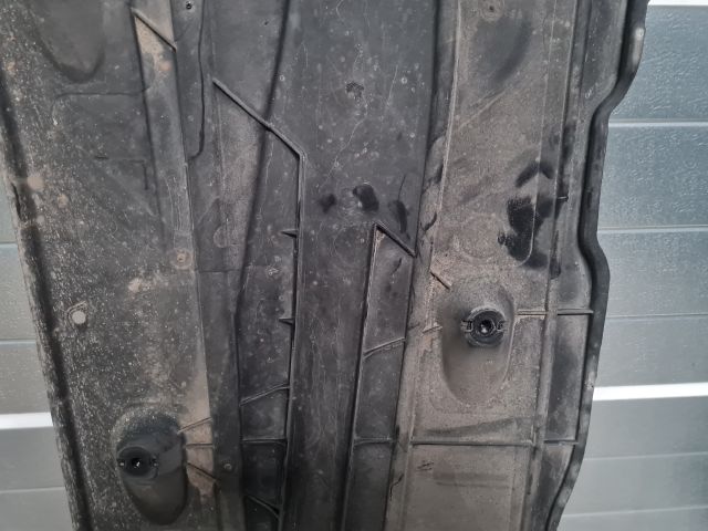 bontott VW GOLF VII Bal Fenéklemez