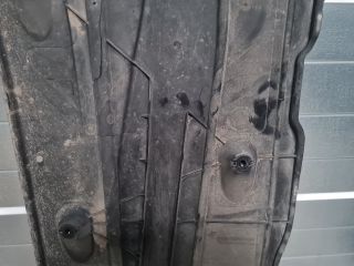 bontott VW GOLF VII Bal Fenéklemez