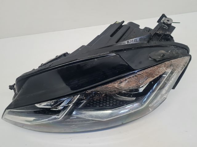 bontott VW GOLF VII Bal Fényszóró