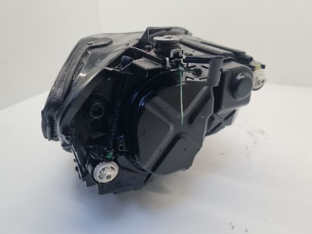 bontott VW GOLF VII Bal Fényszóró